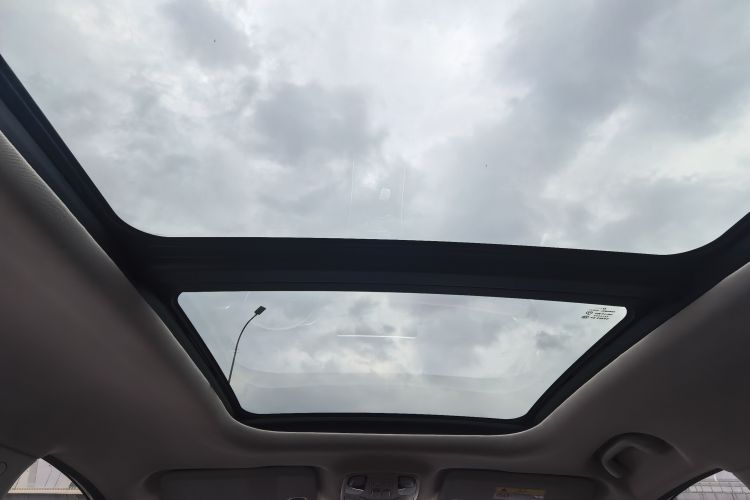 思皓X8 2021款 300T DCT领先智联版 7座中控内饰7008