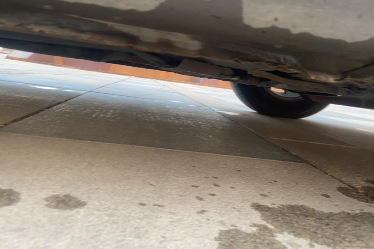 福特 福克斯 2013款 三厢经典 1.8L 手动基本型局部细节9004