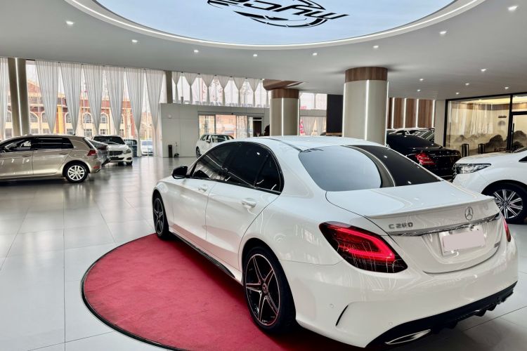 奔驰C级 2020款 改款 C 260 运动版车身外观6006