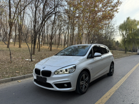 宝马2系旅行车 2016款 218i 运动设计套装