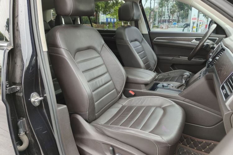 大众 途昂 2017款 530 V6 四驱至尊旗舰版局部细节41