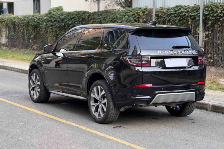 路虎 发现运动版 2024款 豪华定制版车身外观6008