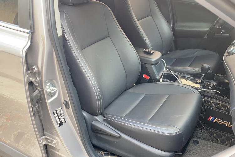 丰田 RAV4荣放 2019款 2.0L CVT两驱舒适版 国VI局部细节41