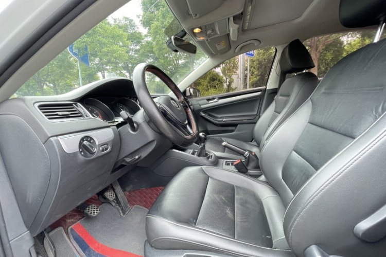 大众 速腾 2018款 1.6L 手动舒适型中控内饰7002