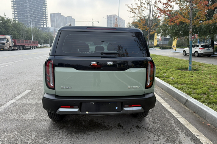 北京BJ30 2024款 1.5T 魔核电驱进阶版车身外观6005