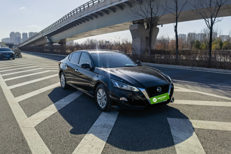 日产 天籁 2020款 2.0L XL 舒适版车身外观6004