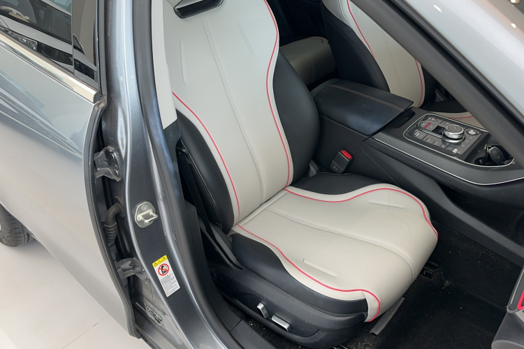 比亚迪 驱逐舰05 2023款 冠军版 DM-i 120KM 旗舰型局部细节41