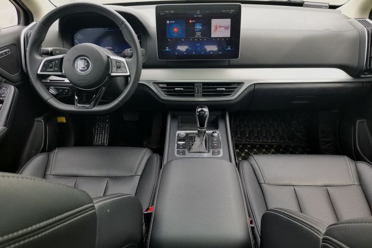 比亚迪 唐 2018款 2.0T 自动智联尊荣型 7座 国V中控内饰7003