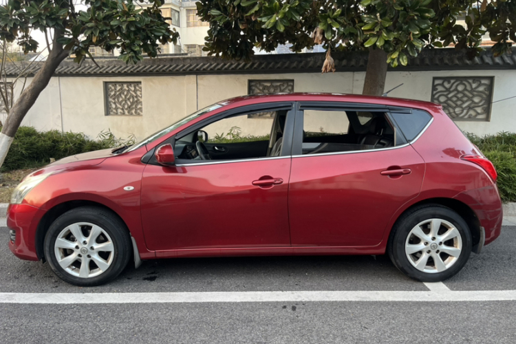 日产 骐达TIIDA 2011款 1.6L CVT智能型车身外观6005