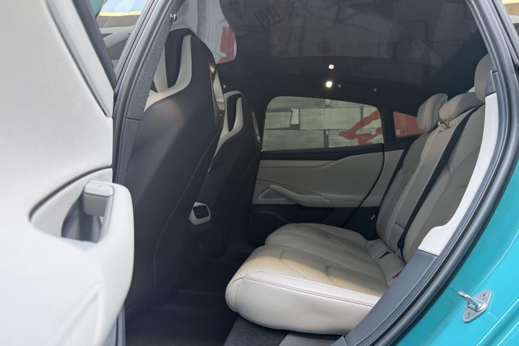 小米汽车 小米SU7 2024款 后驱标准创始版中控内饰7003