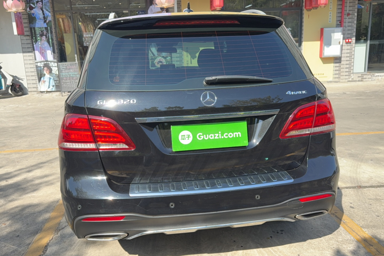 奔驰GLE 2018款 GLE 320 4MATIC 动感型臻藏版车身外观6005