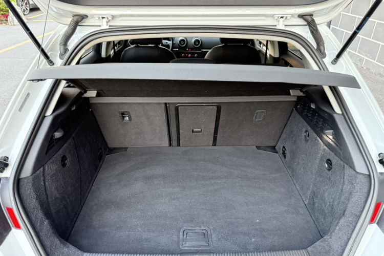 奥迪A3 2015款 Sportback 35 TFSI 百万纪念智领型局部细节23