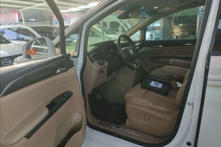 别克GL8 2017款 ES 28T 旗舰型 国V中控内饰7002