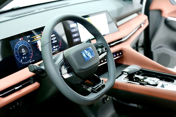 长安CS75 PLUS 2024款 第三代 冠军版 1.5T 智驾劲航型中控内饰7001