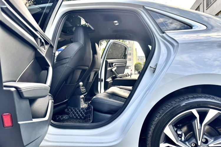 奥迪A3 2022款 A3L Limousine 35 TFSI 豪华运动型中控内饰7003