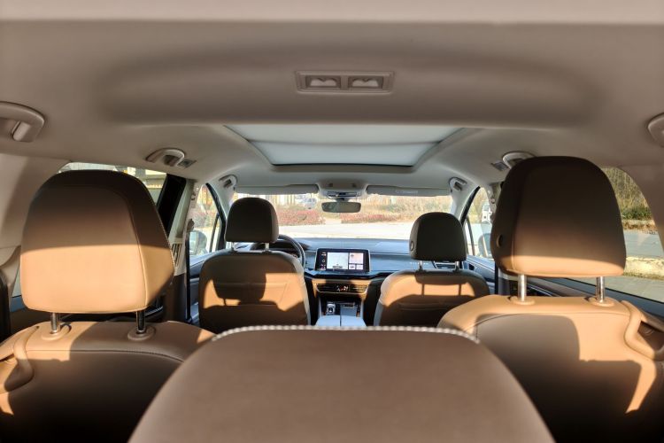 大众 威然 2022款 380TSI 尊驰版局部细节22