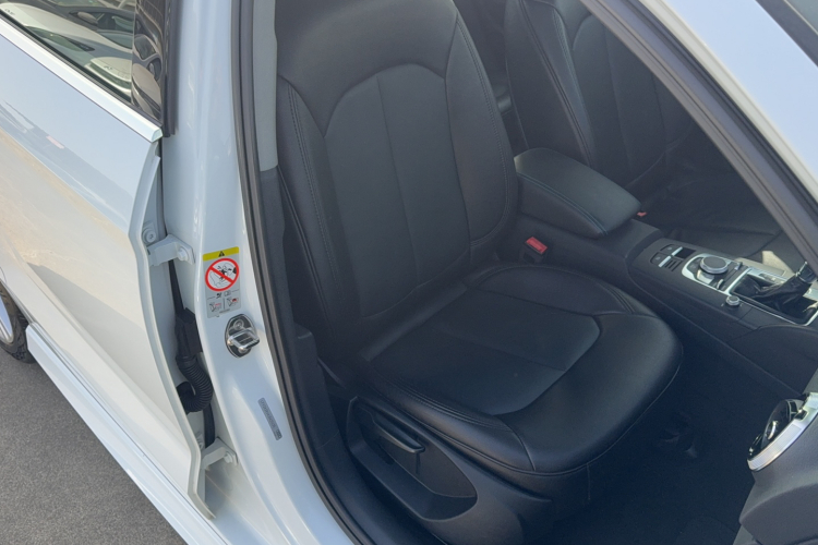 奥迪A3 2019款 Limousine 35 TFSI 时尚型 国V局部细节41