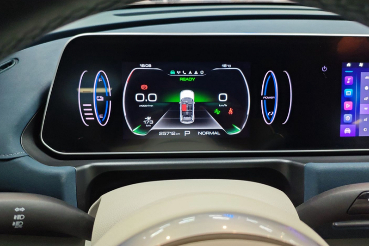 欧拉好猫 2023款 401km标准续航 舒享型 磷酸铁锂中控内饰15