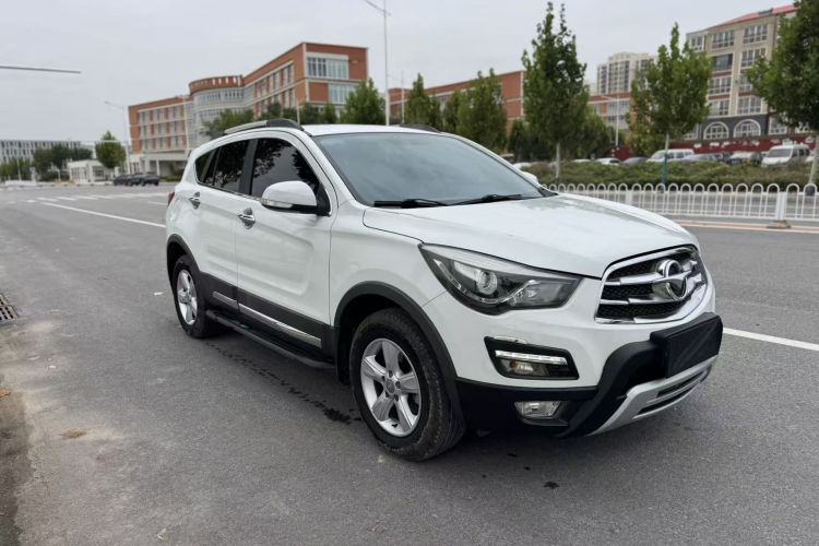 海马S5 2015款 1.5T CVT豪华型车身外观6009