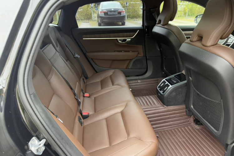 沃尔沃S90 2021款 B5 智远豪华版中控内饰7005