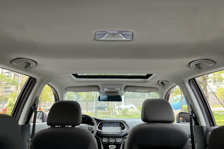 广汽传祺 传祺GS4 2015款 200T G-DCT精英版局部细节22