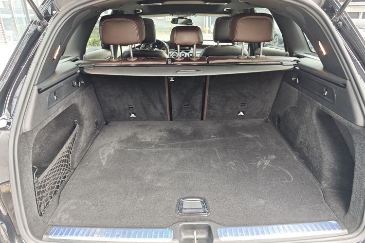 奔驰GLC 2019款 GLC 260 L 4MATIC 动感型中控内饰7009