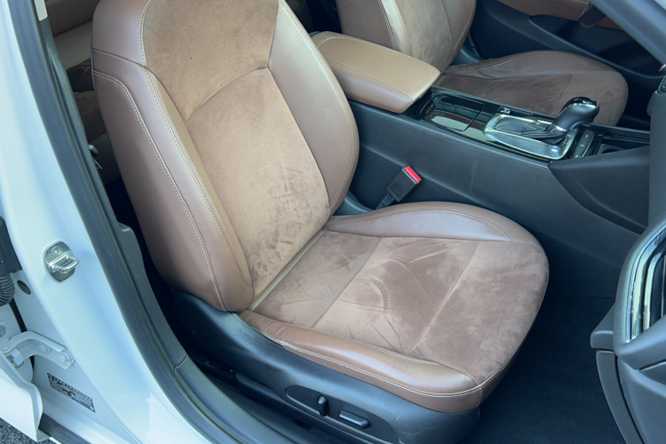 别克 君威 2019款 20T 精英型 国VI局部细节41