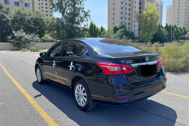 日产 轩逸 2022款 经典 1.6XE CVT舒适版车身外观6008