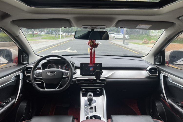 吉利汽车 缤越 2020款 改款 240T DCT猎手中控内饰7002