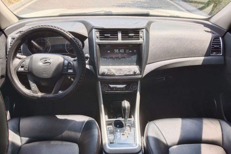 陆风X5 2016款 Plus 1.5T CVT创享版中控内饰7001