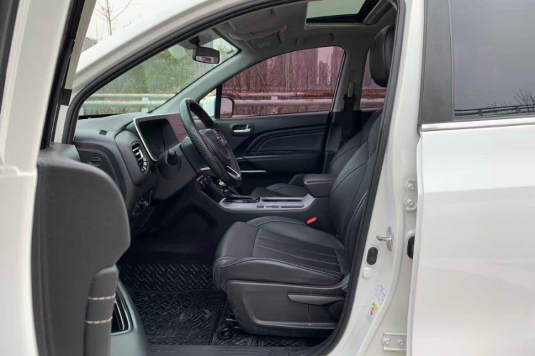 广汽传祺 传祺GS3 2021款 POWER 270T 自动劲享版中控内饰7001