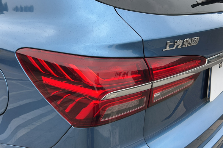 荣威RX5 2016款 20T 两驱自动互联网智享版车身外观6010