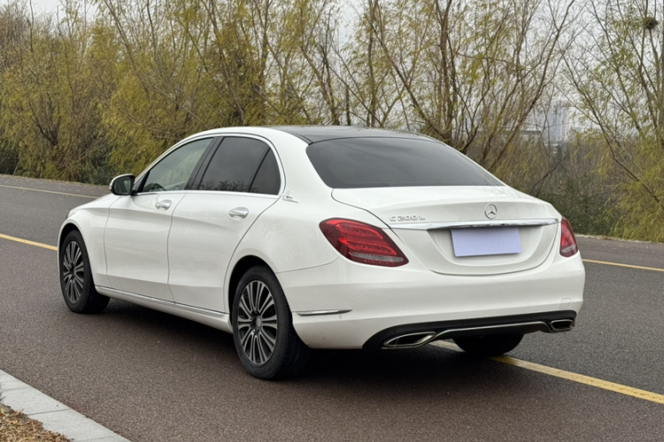 奔驰C级 2017款 C 200 L车身外观6013