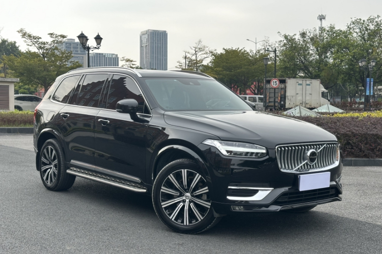 沃尔沃XC90 2022款 B6 智逸豪华版 7座车身外观6007