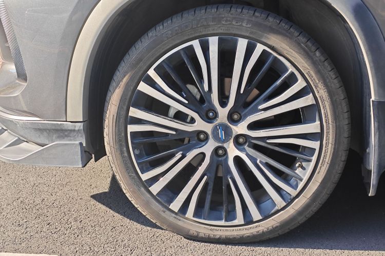 长安欧尚X5 2021款 1.5T DCT旗舰型车身外观6010