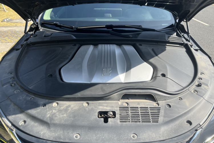 比亚迪 唐新能源 2019款 DM 2.0T 全时四驱智联创领型 7座 国VI局部细节24