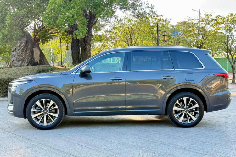 理想汽车 理想ONE 2021款 增程6座版车身外观6001