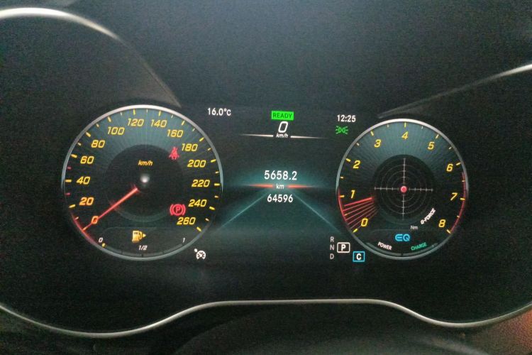 奔驰C级 2020款 改款 C 260 L 运动版中控内饰15