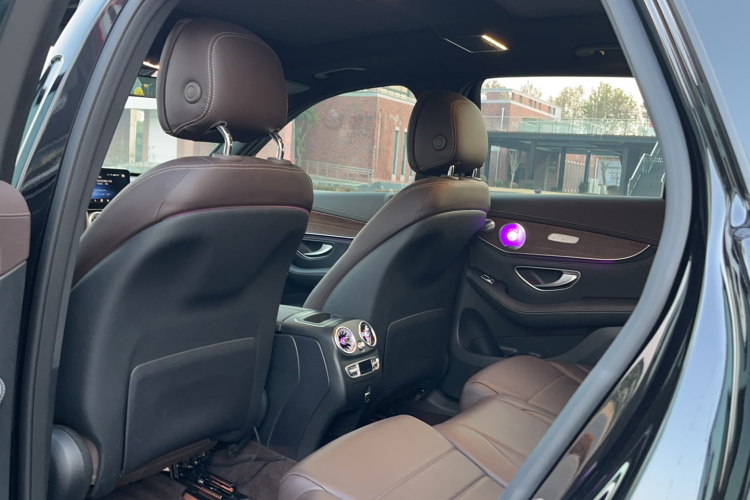 奔驰GLC 2020款 GLC 300 L 4MATIC 豪华型中控内饰7001