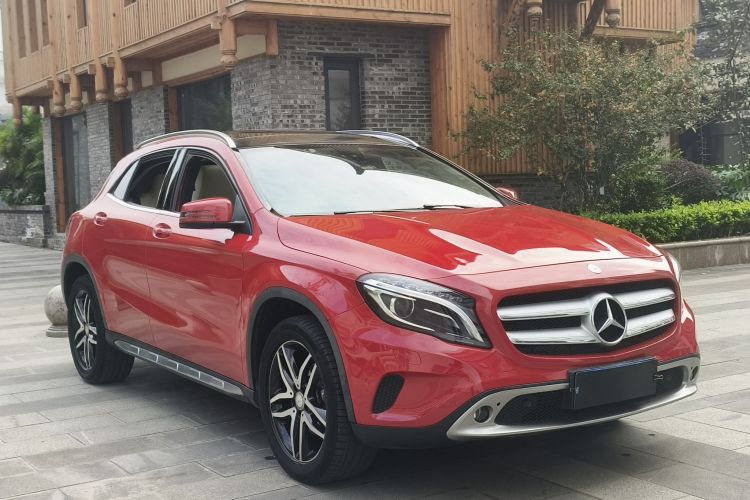 奔驰GLA 2016款 GLA 220 4MATIC 时尚型车身外观6002