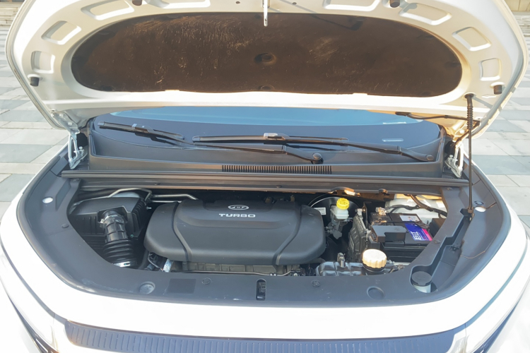 宝骏RM-5 2019款 1.5T CVT 24小时在线豪华型 7座局部细节24