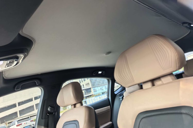 深蓝汽车 深蓝SL03 2022款 1.5L 1200增程版中控内饰7001