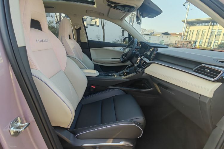 领克06 2021款 1.5T Shero粉色特别版局部细节19