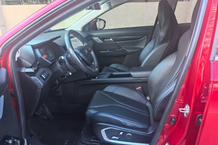 小鹏G3 2020款 520 智享版中控内饰7008