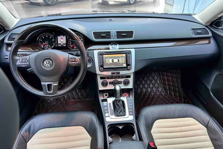 大众 迈腾 2013款 3.0FSI 旗舰型中控内饰7008