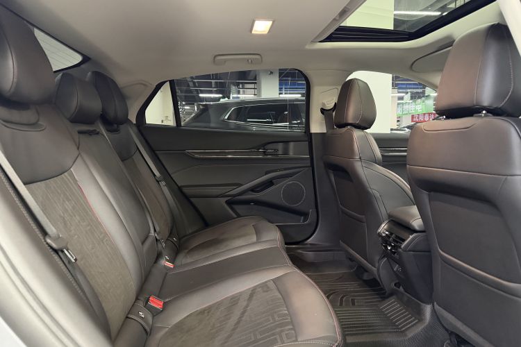 福特 蒙迪欧 2023款 EcoBoost 245 豪华型中控内饰7010