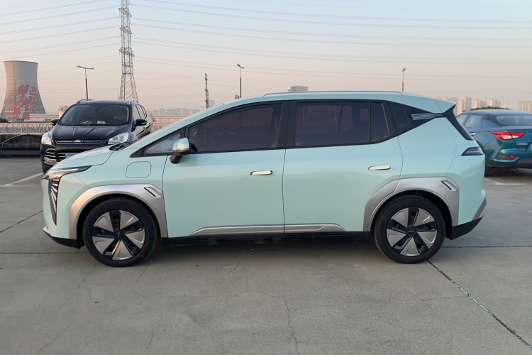 埃安 AION Y 2023款 Plus 510 乐享版车身外观6008