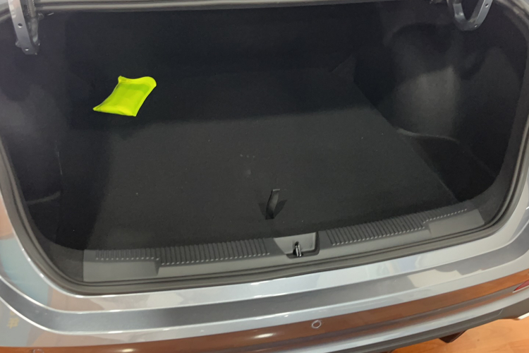 荣威i5 2023款 1.5L CVT豪华版中控内饰7006