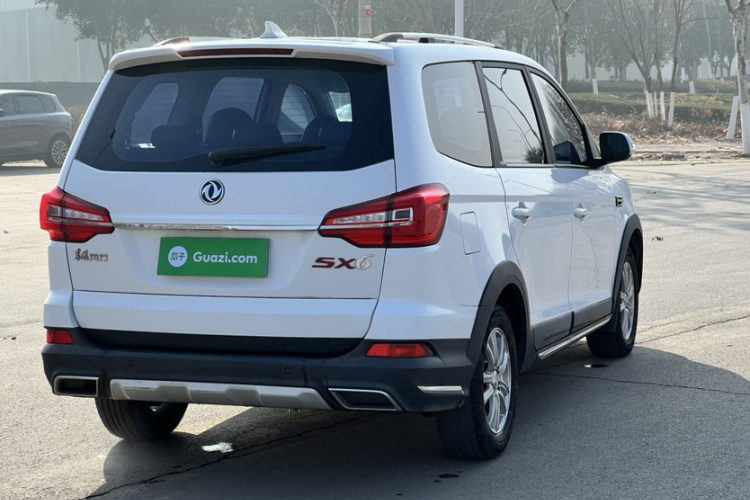 东风风行 风行SX6 2019款 1.6L 手动舒适型 国VI车身外观6005