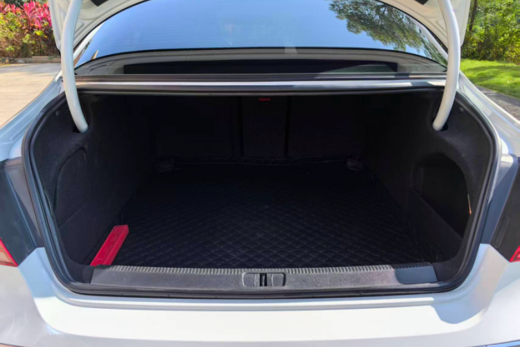 一汽-大众CC 2018款 1.8TSI 尊贵型中控内饰7008